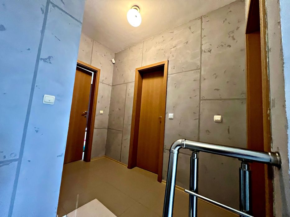 Двуетажна Къща напълно обзаведена в комплекс  “Light Haouse Golf & Spa” край Балчик.