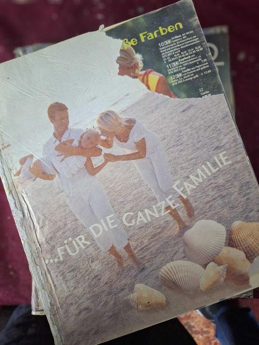 Vând reviste vechi de modă