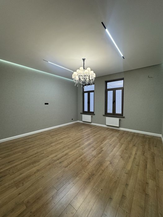 Продается Трех урувневый Евродом.