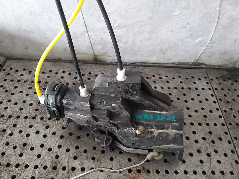 Broasca usa dreapta spate mercedes a class w168
