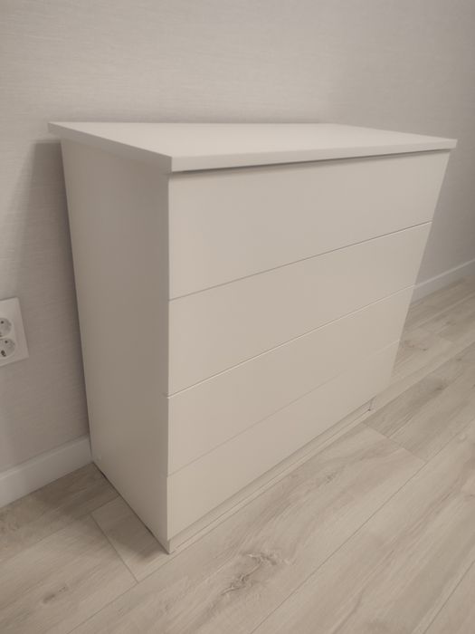 Комод белый продаётся