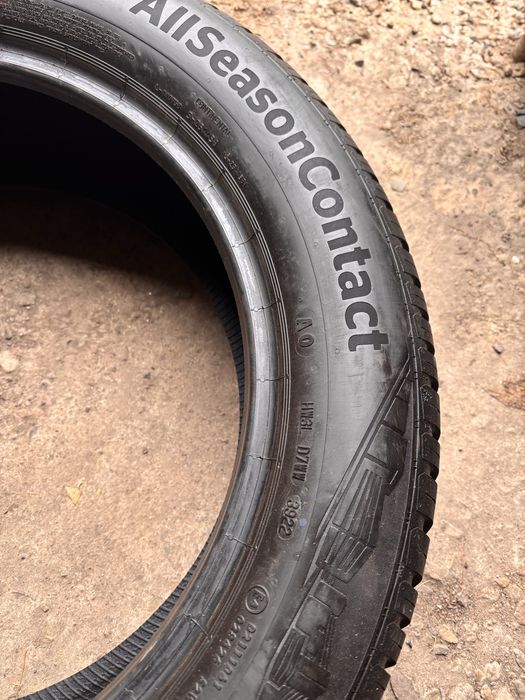 Всесезонни 235/55/18 Continental 2 бр