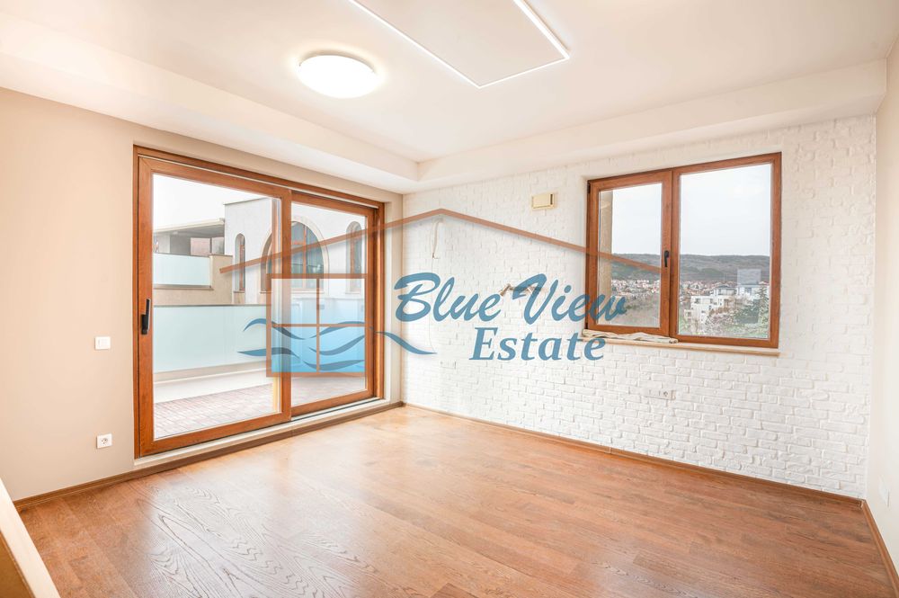 Продава се Многостаен апартамент в Балчик - 390 кв.м за 579 €/кв.м - Снимка #9