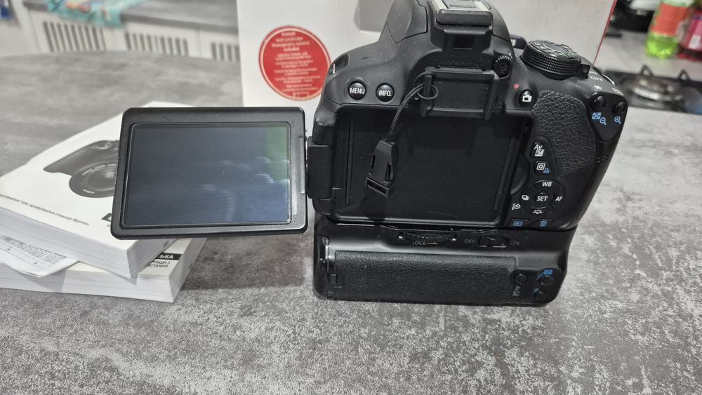 Canon EOS 700D + Sigma 17-50mm f/2.8