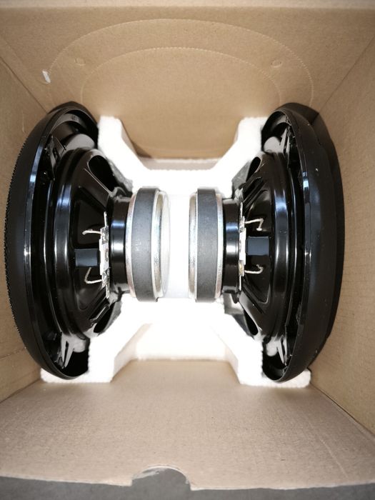 Difuzoare noi marca Pioneer