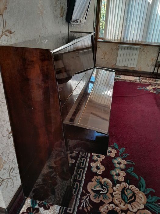 Пианино аккорд..