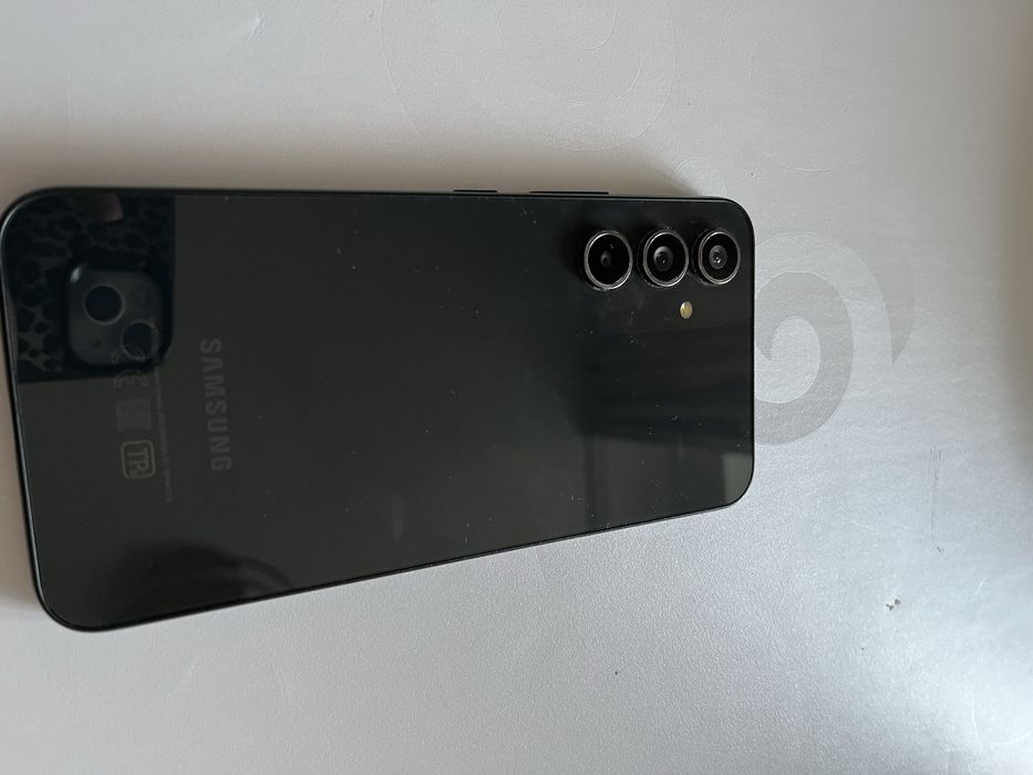 Продаю Samsung Galaxy A54 5G.