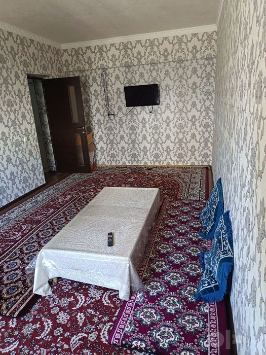 Qorasuvda 7 qavatli dom  2 xonali zudlik bilan Sotiladi