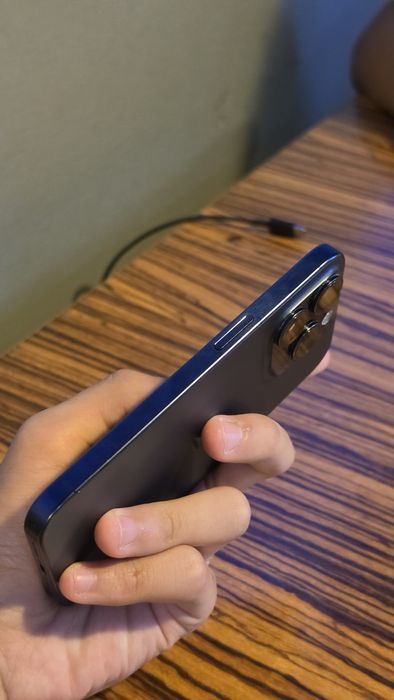 IPhone 15pro 256gb