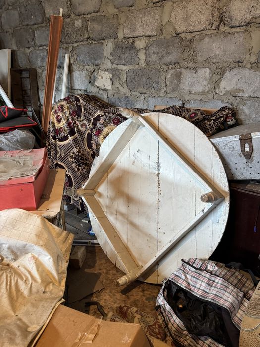 Продам круглый стол, жер стол