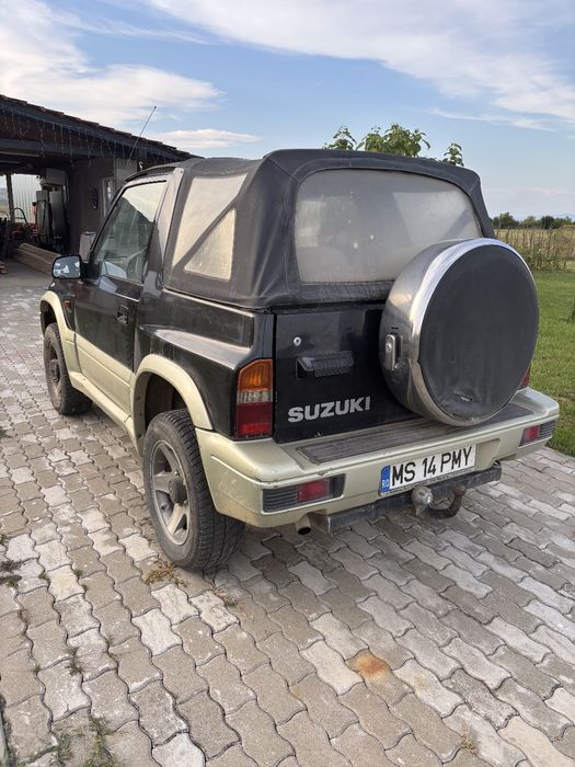 Vând Suzuki  Vitara 2l