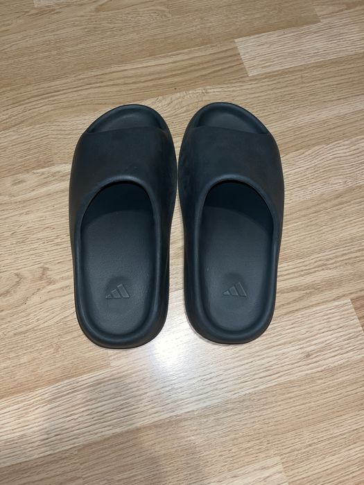 yeezy slides originali marimea 42