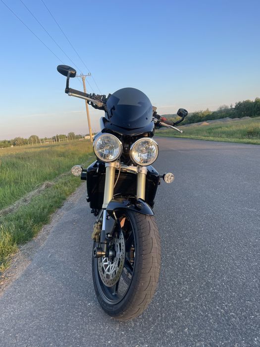 Triumph Street Triple 675 2011