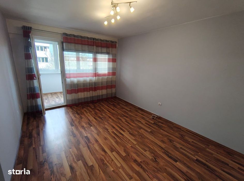 Apartament 3 camere, zona Dambu, 74mp, proaspat renovat