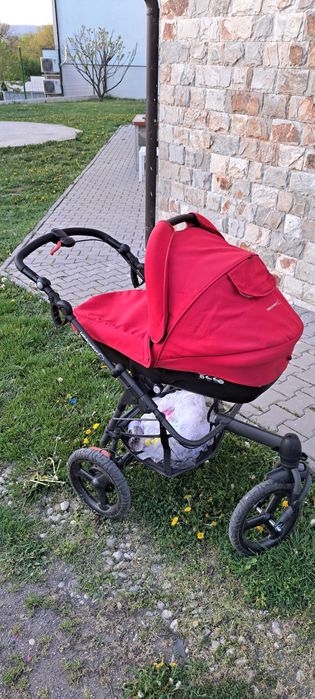 Бебешка количка с два коша
