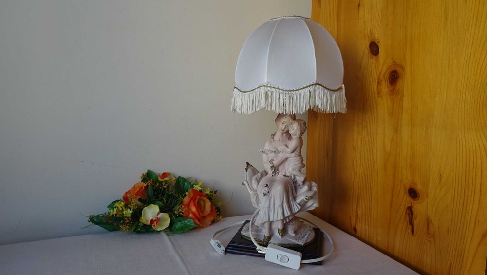 Настолна лампа. Произведена в Италия 1950г.