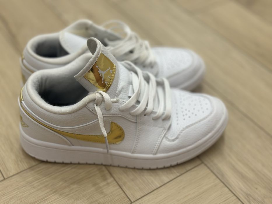 Nike air jordan 1 low