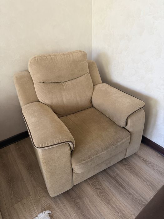 Продам диваны Белорусские