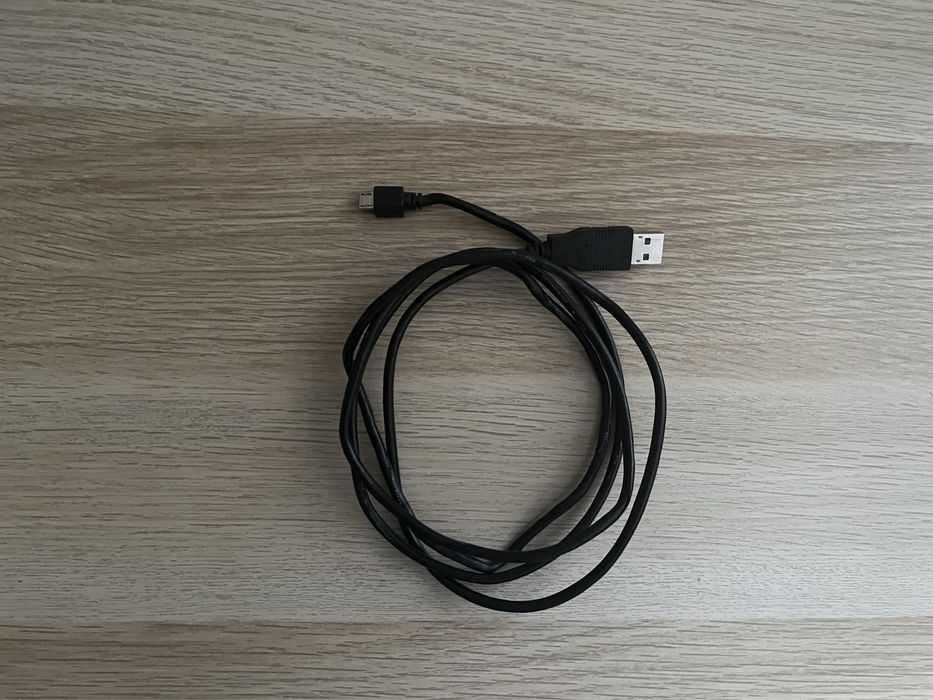 Продам Playstation 4