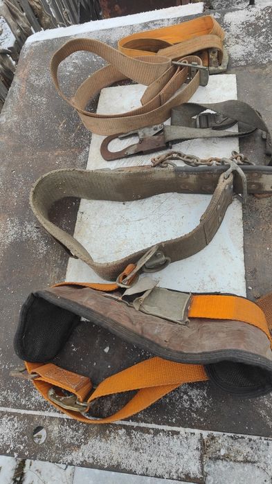 Страховой пояс спасателя