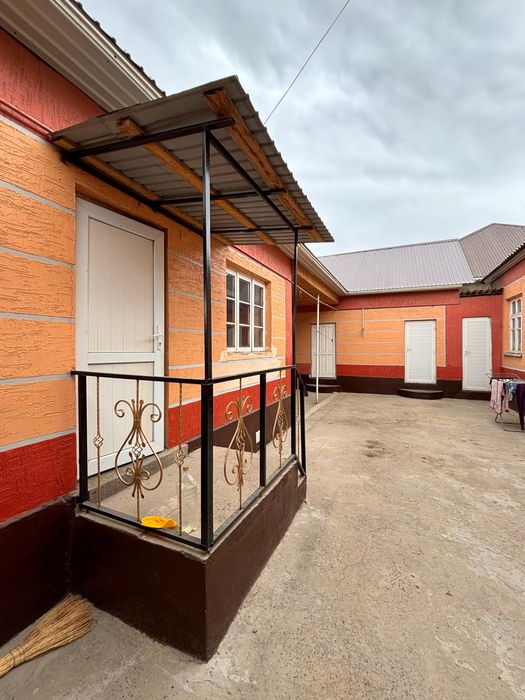 Продаётся дом со всеми удобствами, центр