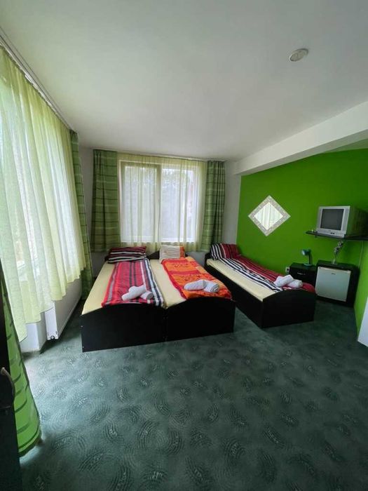 Cazare muncitori zona Oradea ieftina capacitate 70+ persoane