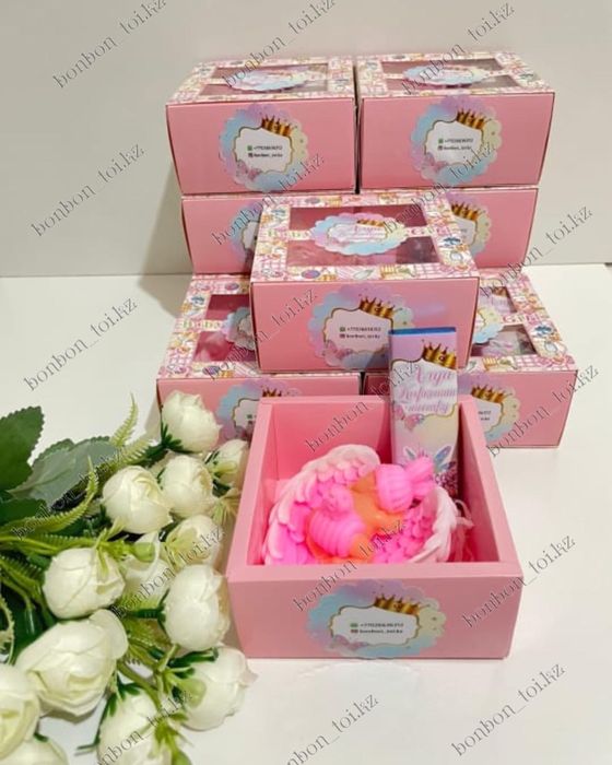 Бонбоньерка коробочки