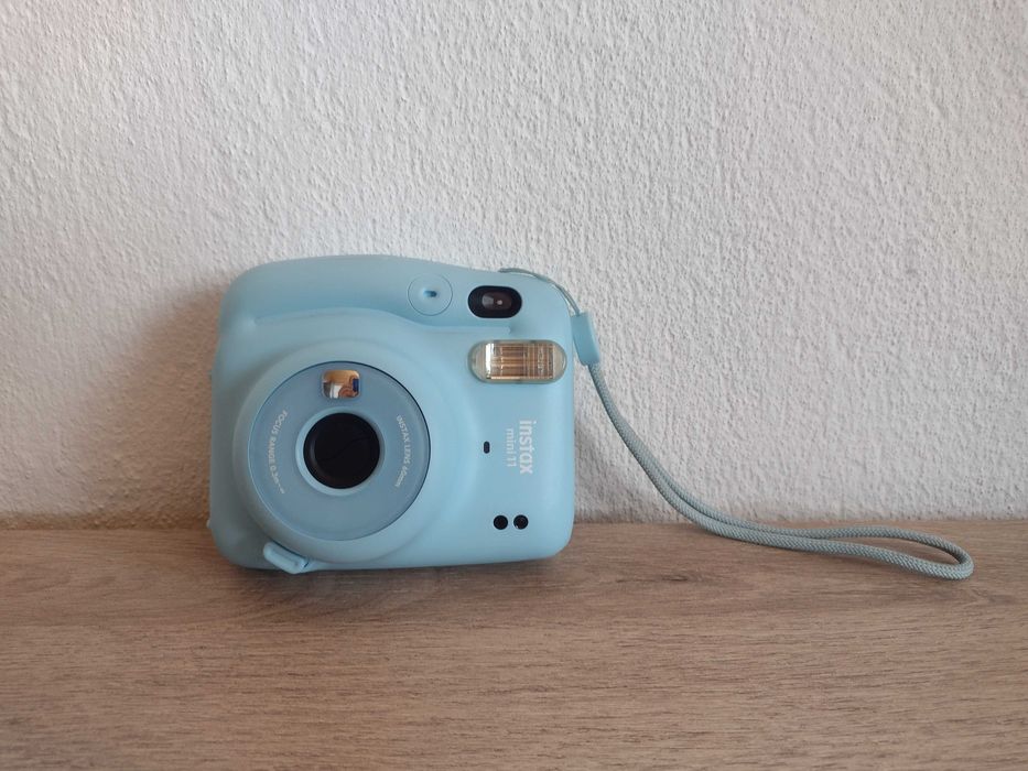 FUJIFILM INSTAX MINI 11 за части или ремонт