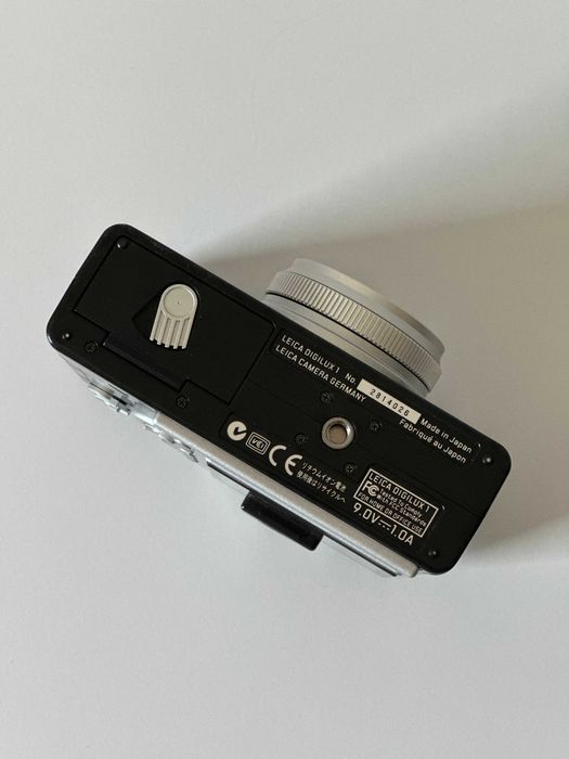 Leica Digilux 1 Camera digitala