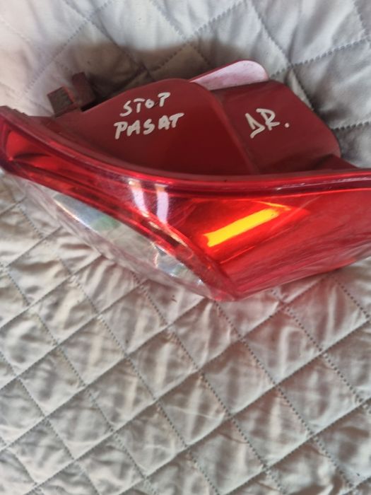 stop partea dreaptă VW PASSAT B6 combi cu leduri