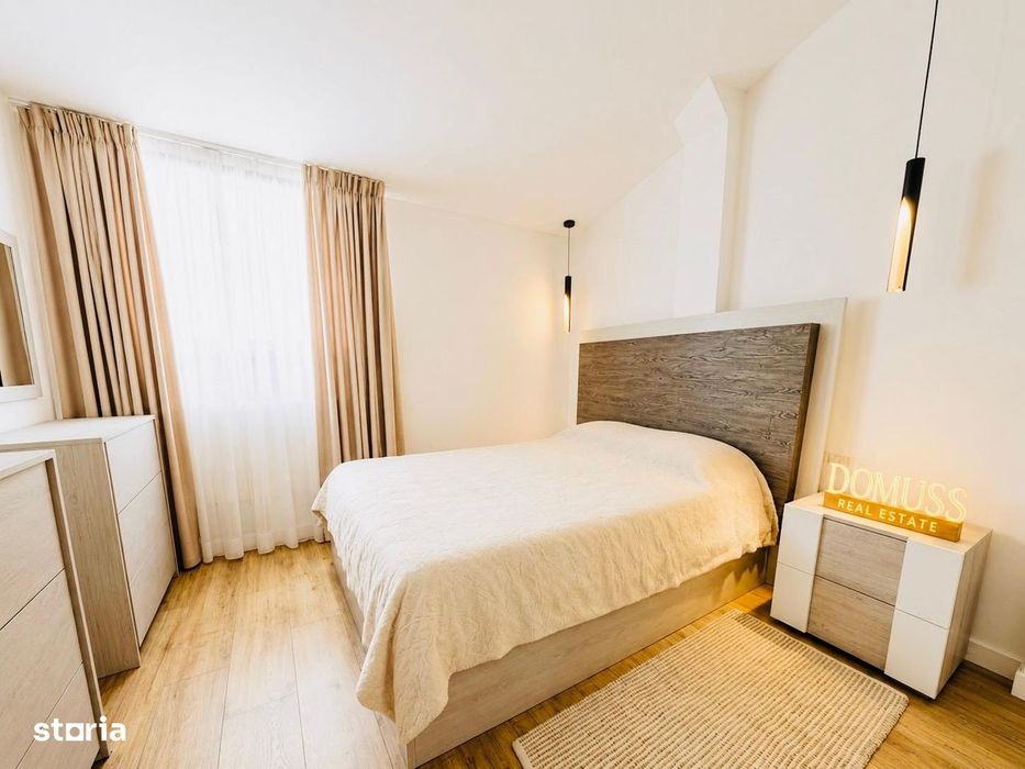 Apartament cu 3 Camere | 90 mp Utili | 2 Parcari | Complet Renovat |
