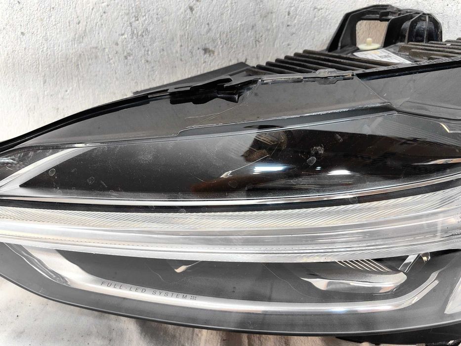 Оригинални  фарове  Волво XC60  Volvo XC60  Led MID