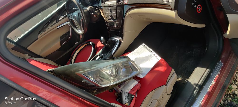 Vindem piese rezultate din dezmembrarea unui Opel Insignia