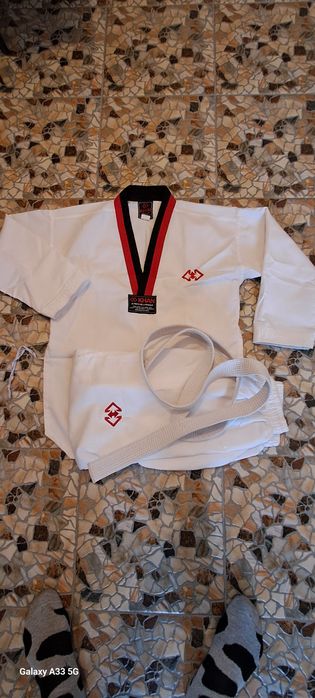 Тэквандо форма продам.