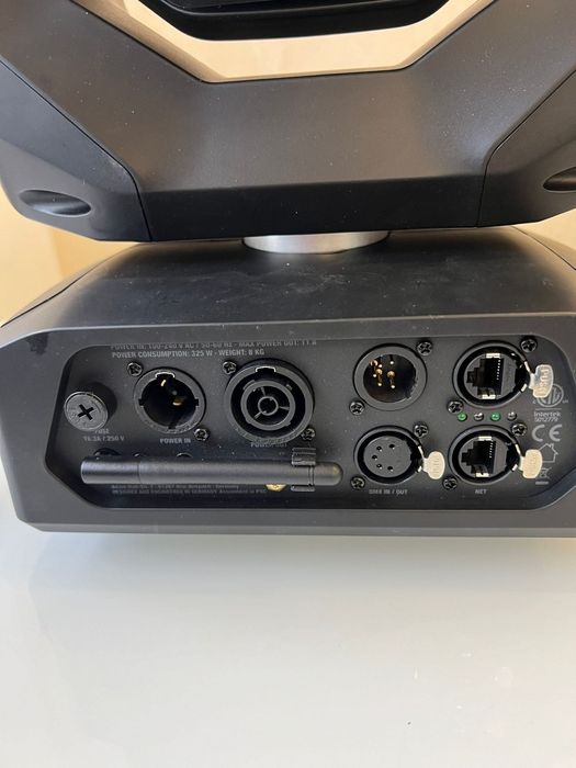 buc Sistem de lumini Cameo Evos W3 2 buc Amanet BKG