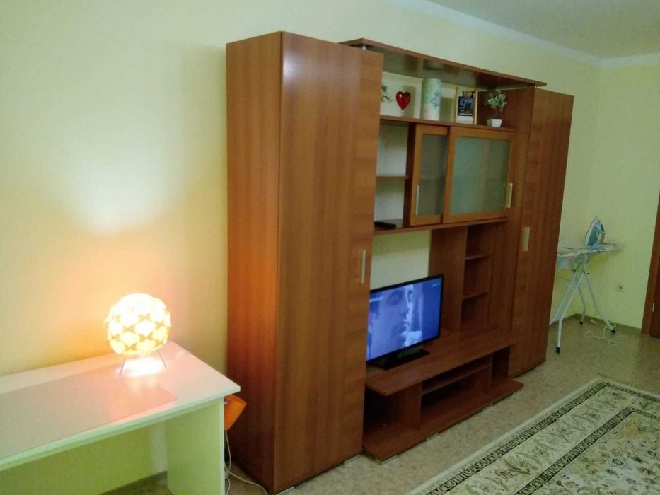 квартира в центре (площадь Исатая- Махамбета)
