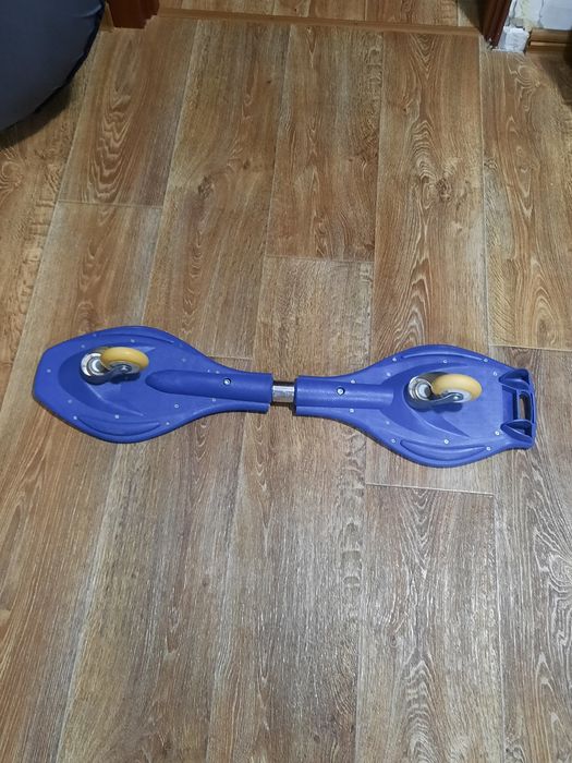 Продам скейт двухколёсный