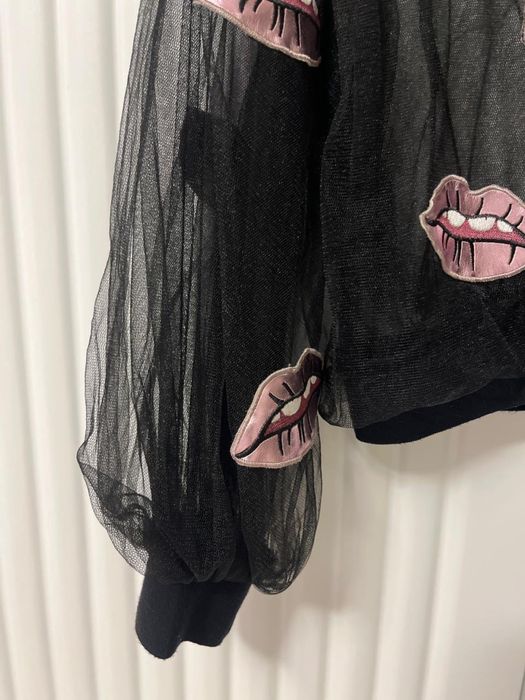 Продам стильный бомбер