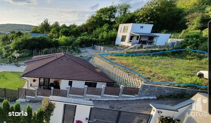 Teren 603 mp intravilan cu proiect - priveliste panoramica, Corunca