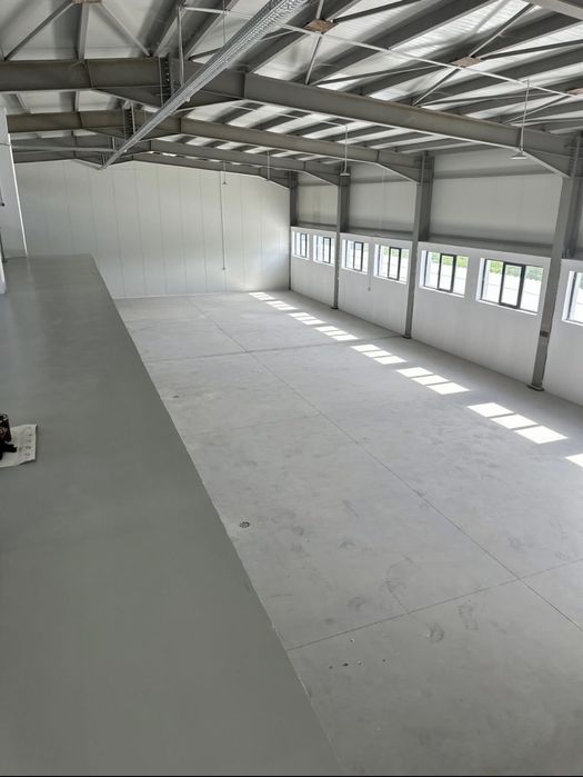 Чисто нов склад под наем