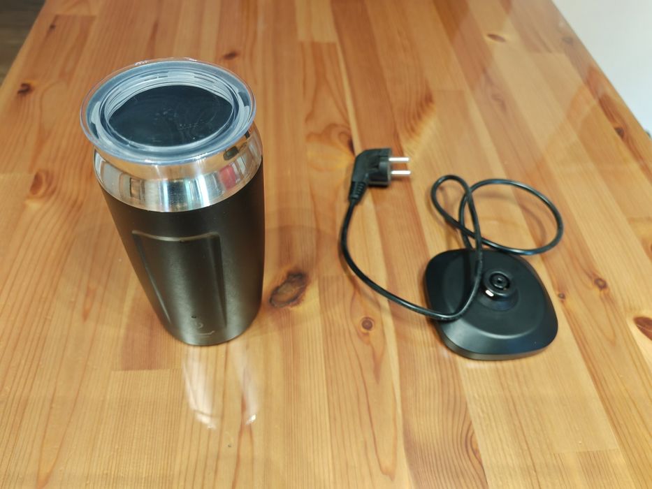 Aparat de spumat laptele