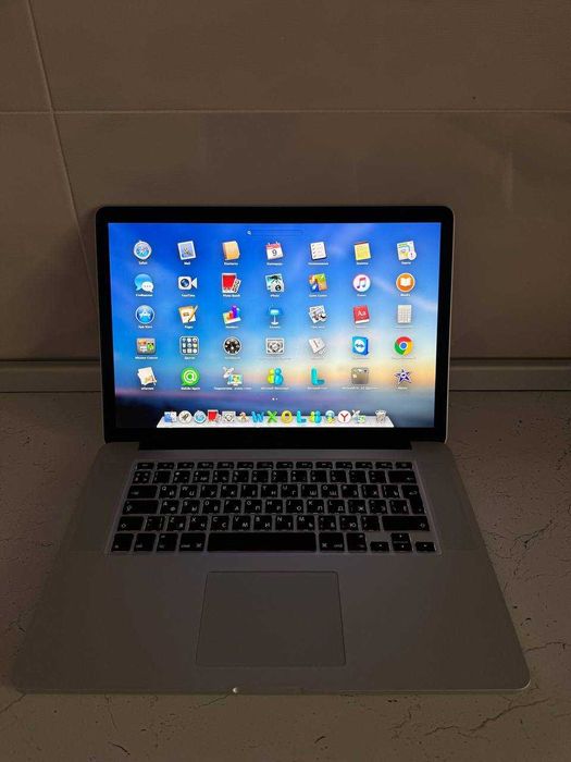 Apple Macbook 15 Pro (2014)