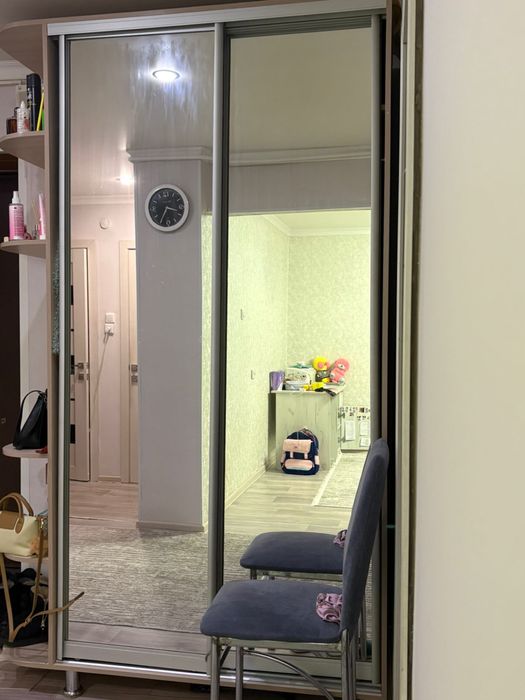 Продам шкаф в прихожую