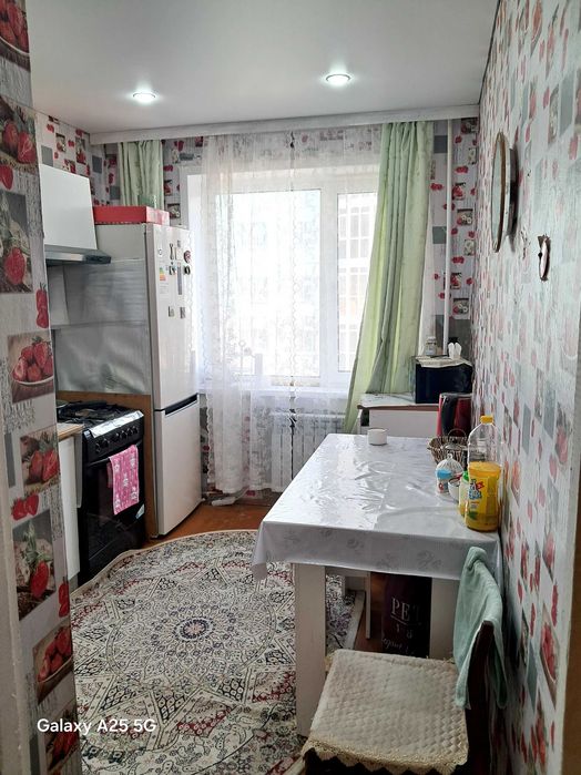 Продам 2 км квартиру