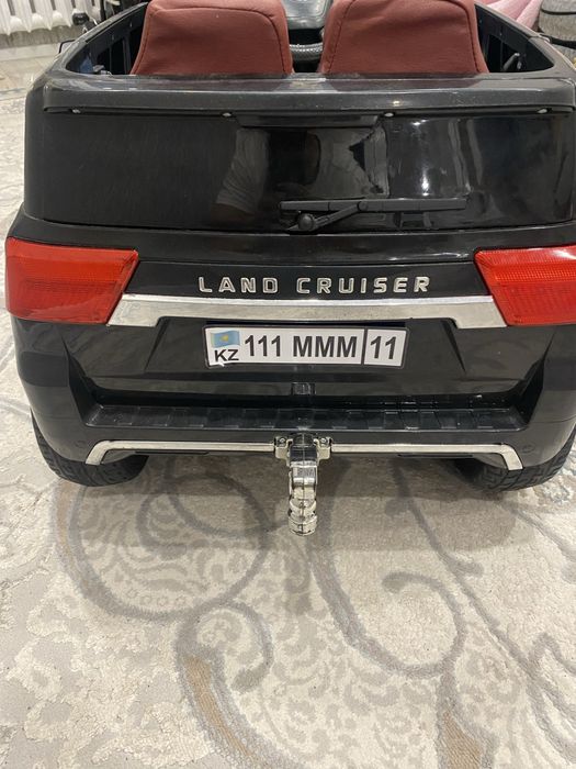 Электромобиль для детей машина