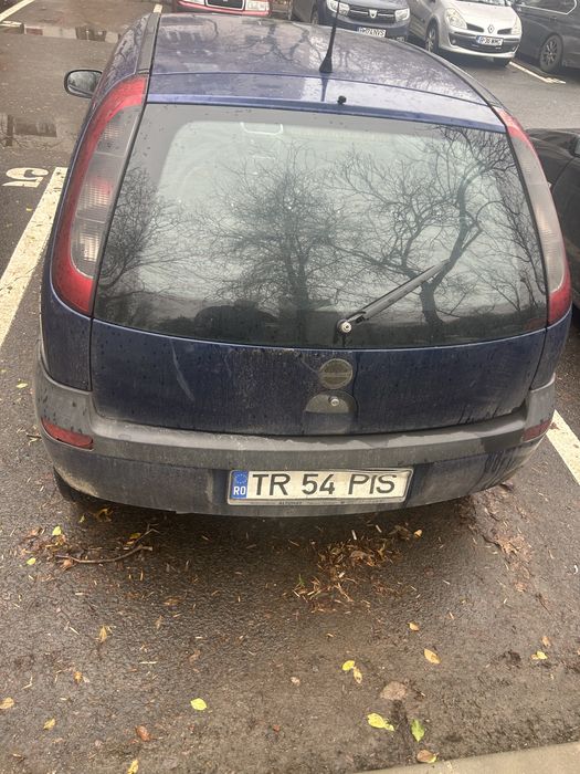 Inchiriez masini glovo tazz uber eats wolt