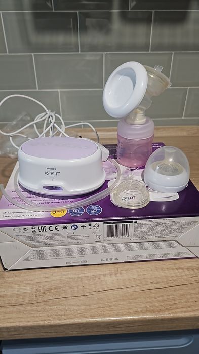 Set pompa san electrica + 3 biberoane noi Philips AVENT