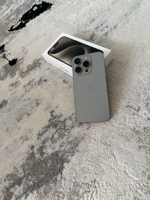 iPhone 15 Pro Natural Titanium 128GB