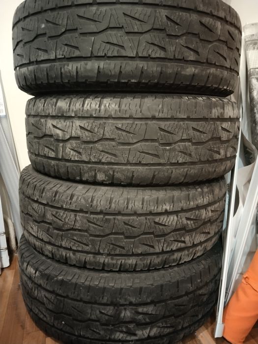 Продам шины летние 265/65 r17 Bridgestone dueler A/T