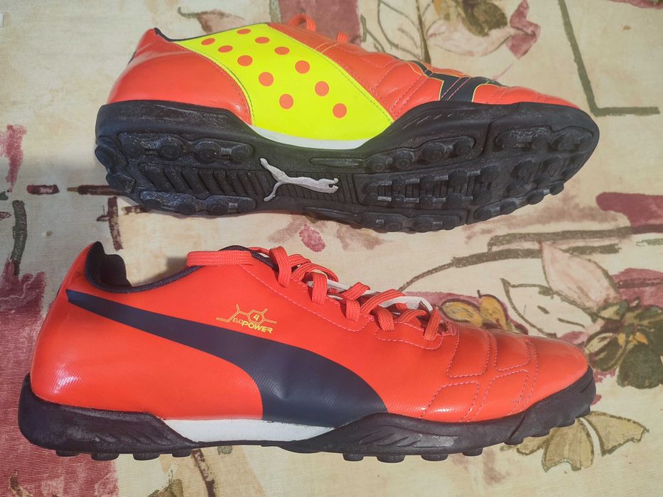 Обувки за футбол Puma